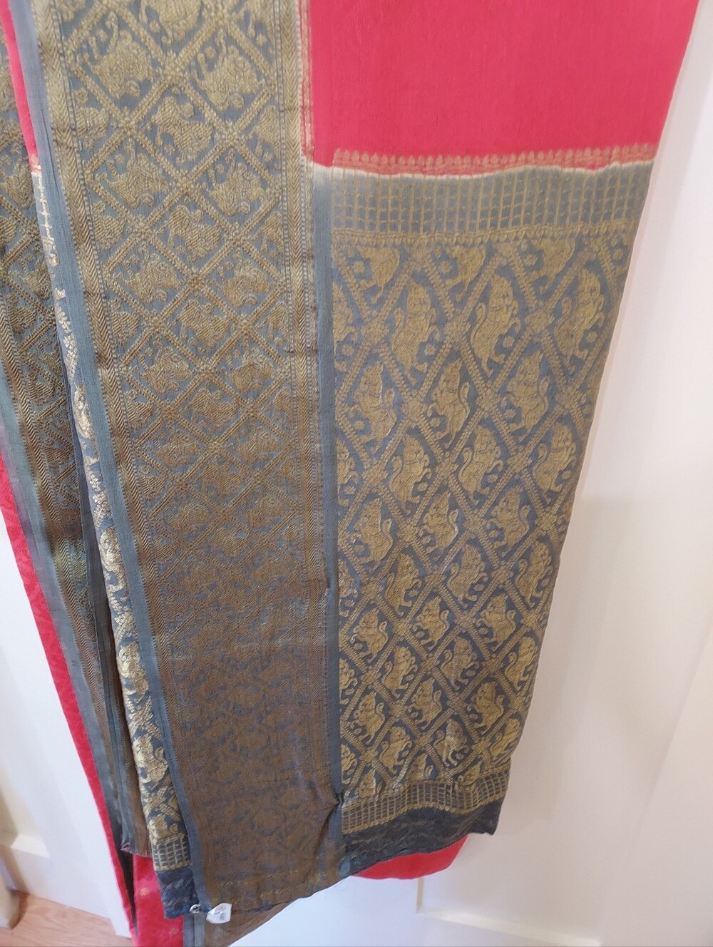 Saree - Picture 3 of 6